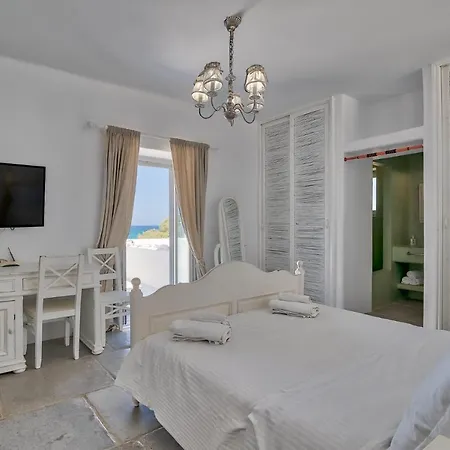 Yialos Villa